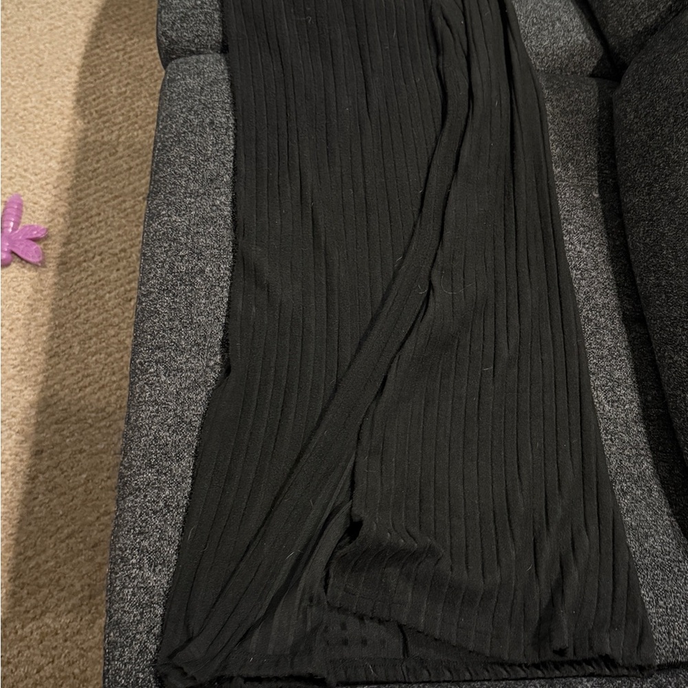 Black Ribbed Maxi Skirt